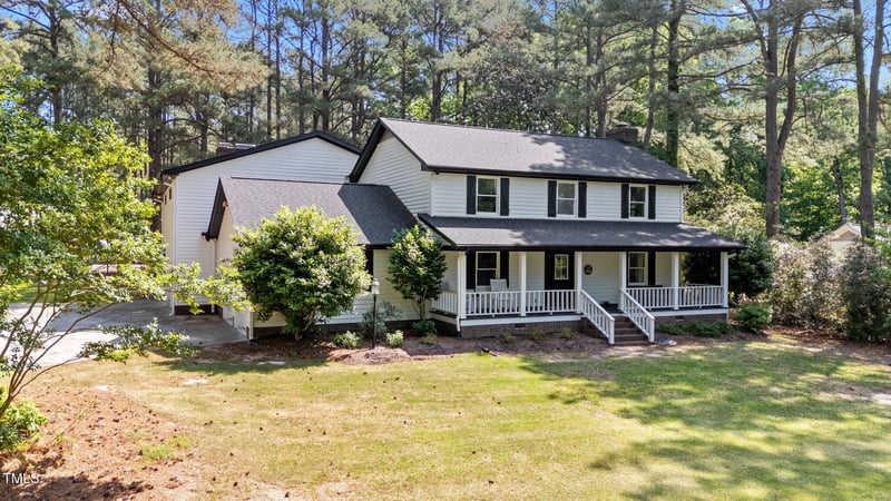 512 Stratford Dr, Zebulon, NC 27597