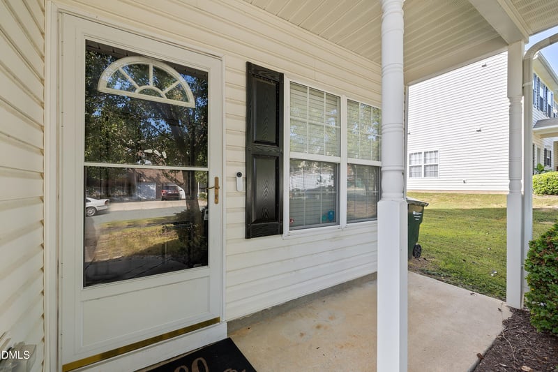 512 Summer Storm Dr, Durham, NC 27704