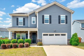 512 Teal Lake Dr, Holly Springs, NC 27540