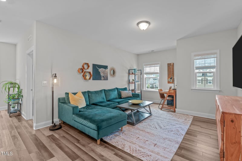 512 Teal Lake Dr, Holly Springs, NC 27540