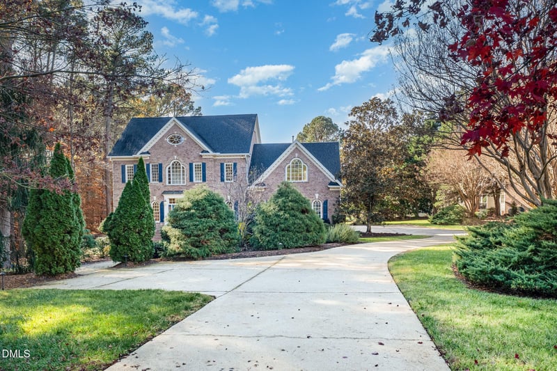 512 Tharps Ln, Raleigh, NC 27614