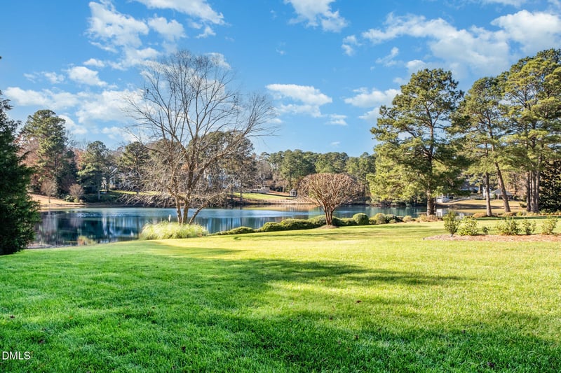 512 Tharps Ln, Raleigh, NC 27614
