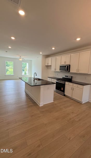 512 Traditions Grande Blvd, Wake Forest, NC 27587