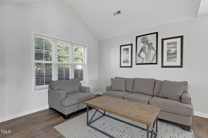 512 N Waters Edge Dr, Durham, NC 27703
