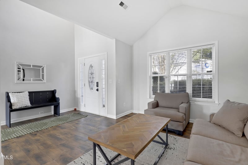 512 N Waters Edge Dr, Durham, NC 27703