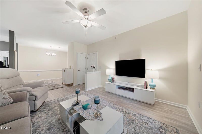 512 Weather Ridge Ln, Cary, NC 27513