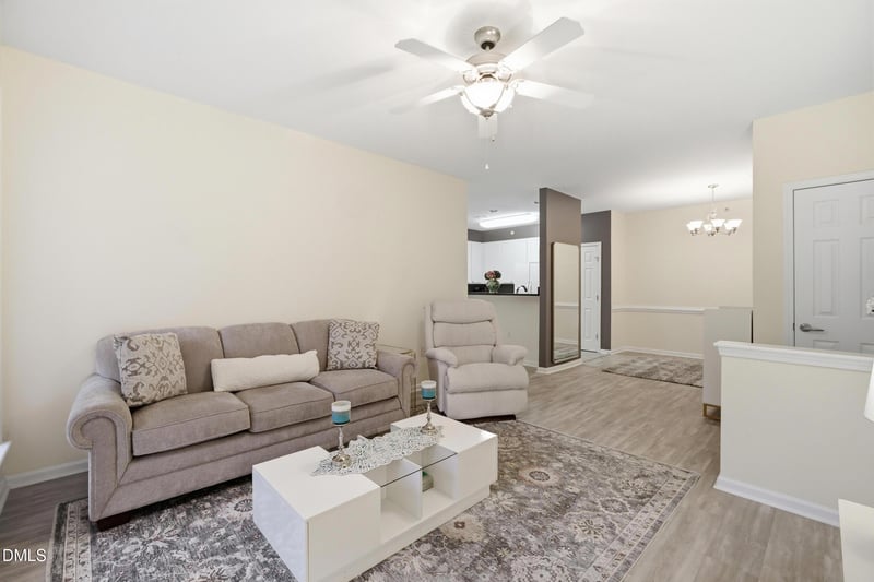 512 Weather Ridge Ln, Cary, NC 27513