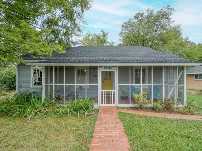 512 Whitaker St, Chapel Hill, NC 27516