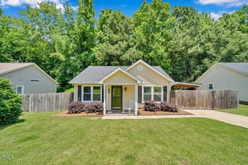 512 Wyndham Dr, Fuquay Varina, NC 27526