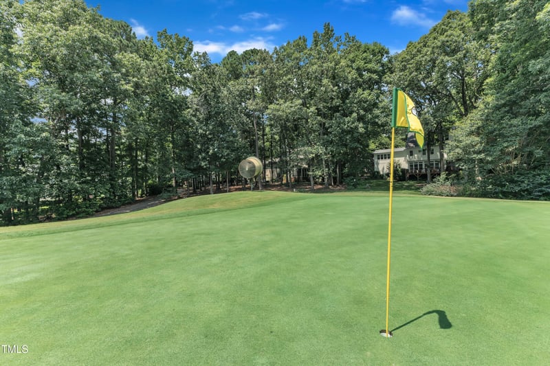 5120 Linksland Dr, Holly Springs, NC 27540