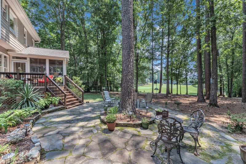 5120 Linksland Dr, Holly Springs, NC 27540