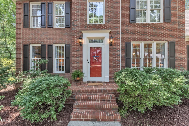 5120 Linksland Dr, Holly Springs, NC 27540