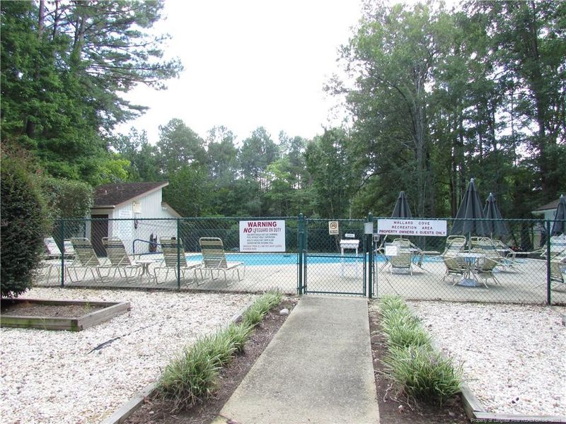 5120 Pheasant Ln, Sanford, NC 27332
