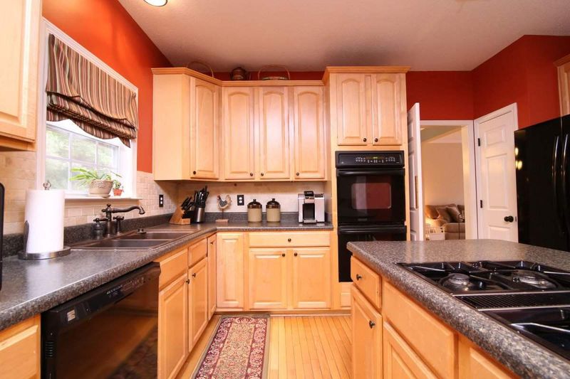 5120 Pinehall Wynd, Raleigh, NC 27604