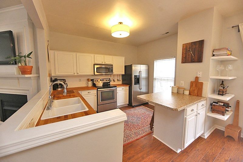 5121 Echo Ridge Rd, Raleigh, NC 27612