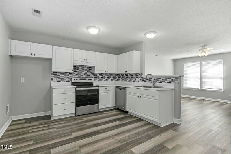 5121 Jimmy Ridge Pl, Raleigh, NC 27610