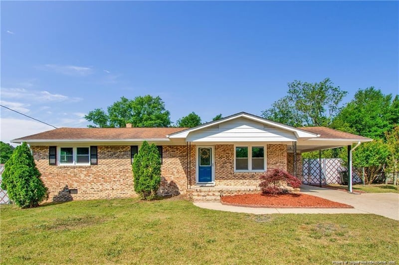 5121 Pala Verde Dr, Fayetteville, NC 28304