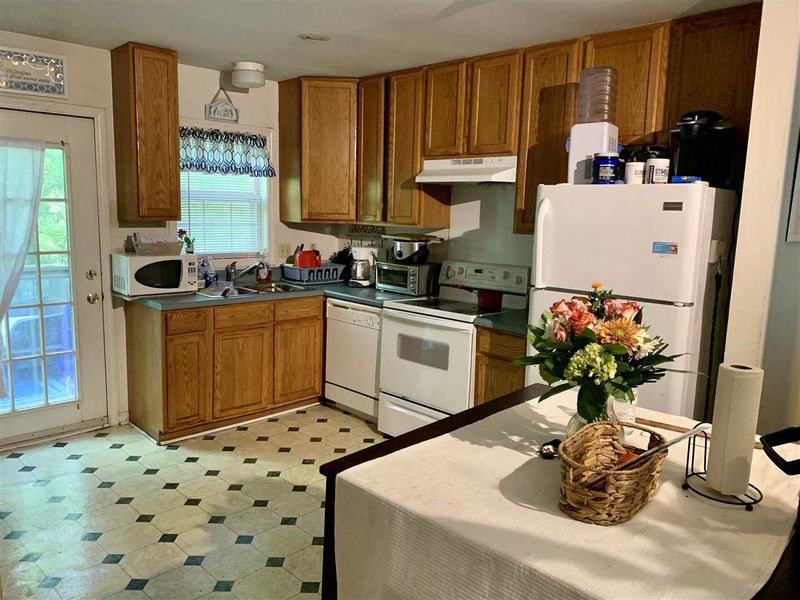 5121 Vann St, Raleigh, NC 27606