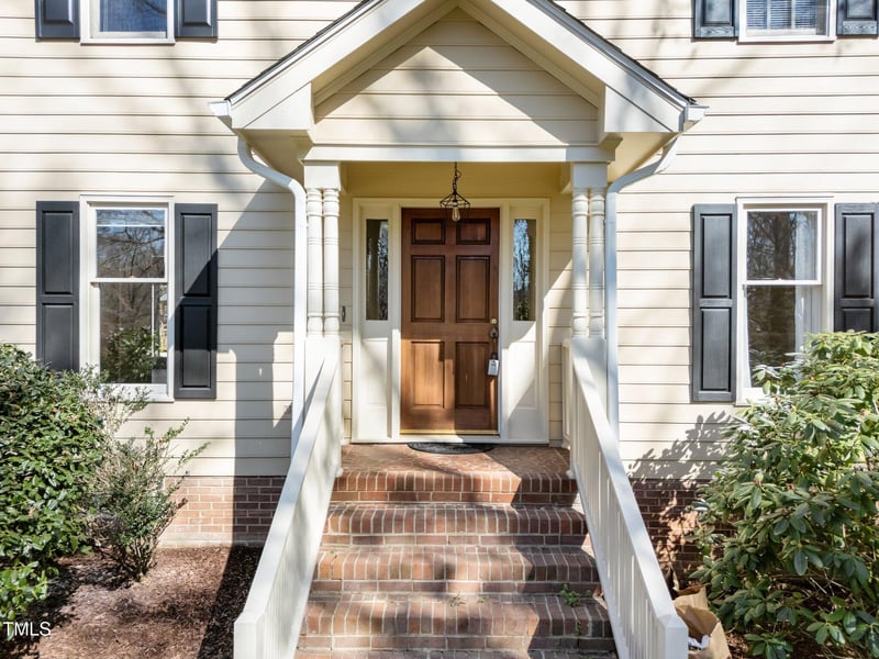 5122 Berkeley St, Raleigh, NC 27612