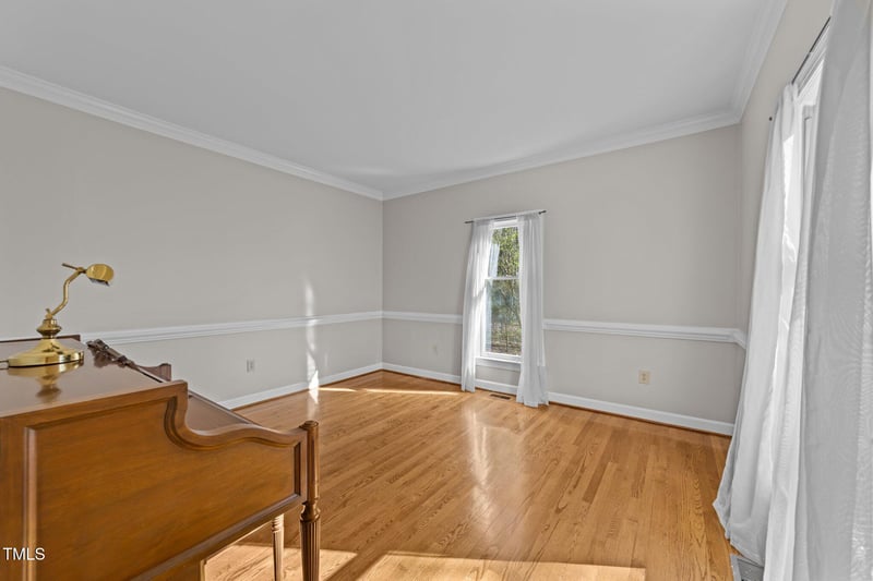 5122 Berkeley St, Raleigh, NC 27612