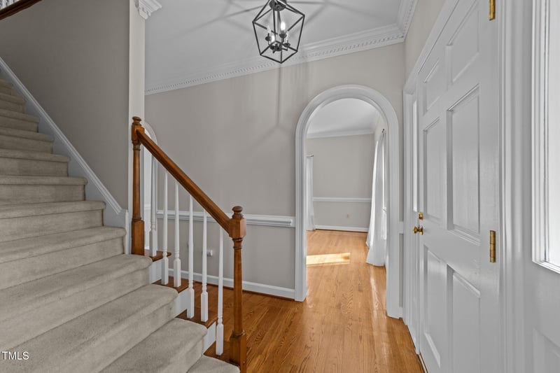 5122 Berkeley St, Raleigh, NC 27612