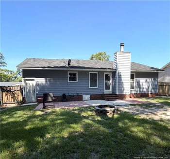 5122 Double Oaks Dr, Fayetteville, NC 28306