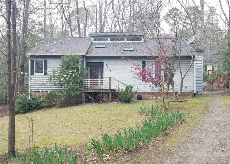 5124 Robin Roost Rd, Sanford, NC 27332