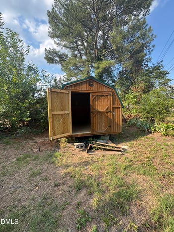 5124 Royal Acres Rd, Raleigh, NC 27610