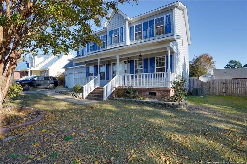 5126 Miranda Dr, Hope Mills, NC 28348