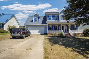 5126 Miranda Dr, Hope Mills, NC 28348