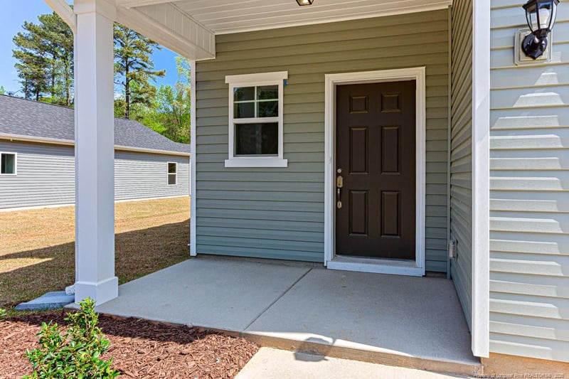 5128 Tyndall Dr, Sanford, NC 27330