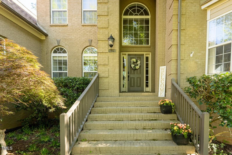 5129 Bartons Enclave Ln, Raleigh, NC 27613