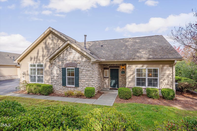 5129 Niagra Dr, Chapel Hill, NC 27517