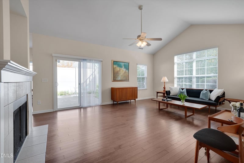 5129 Niagra Dr, Chapel Hill, NC 27517