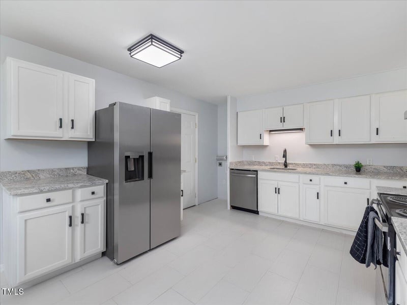 5129 Raynor Rd, Garner, NC 27529
