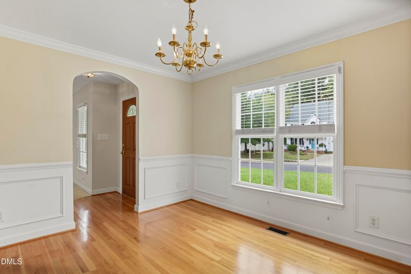 513 S Allen Rd, Wake Forest, NC 27587