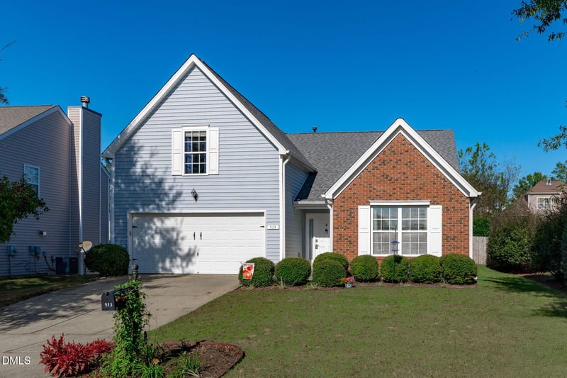 513 Aspen Grove Dr, Fuquay Varina, NC 27526