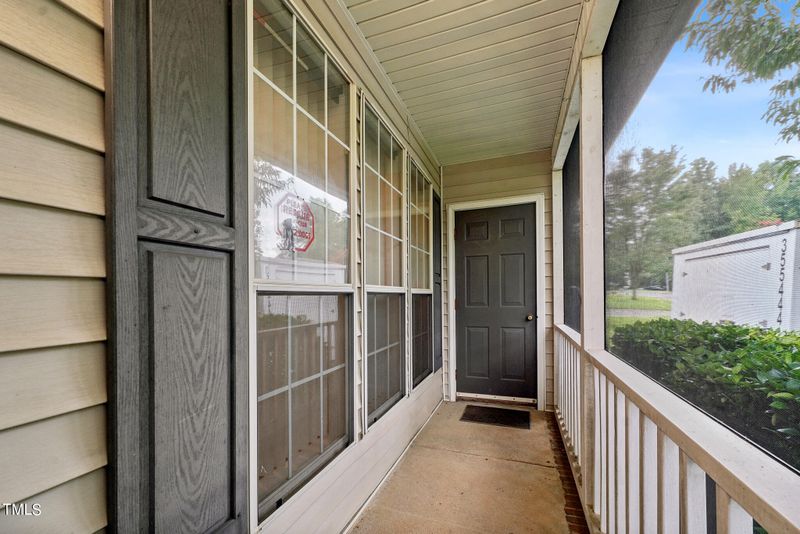 513 Baygall Rd, Holly Springs, NC 27540