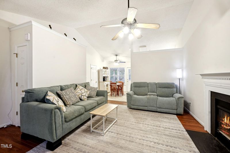 513 Baygall Rd, Holly Springs, NC 27540