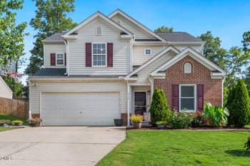 513 Birchtree Valley Ct, Fuquay Varina, NC 27526