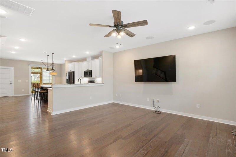 513 Brooks St, Wake Forest, NC 27587