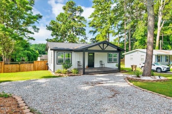 513 Camel St, Clayton, NC 27520
