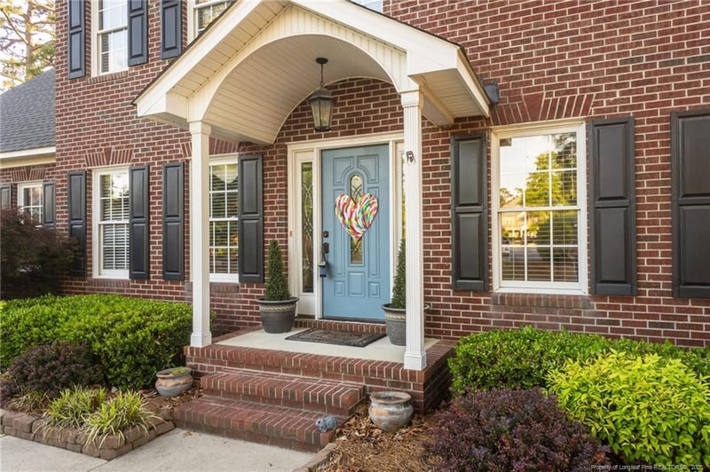 513 Captains Pl, Fayetteville, NC 28311