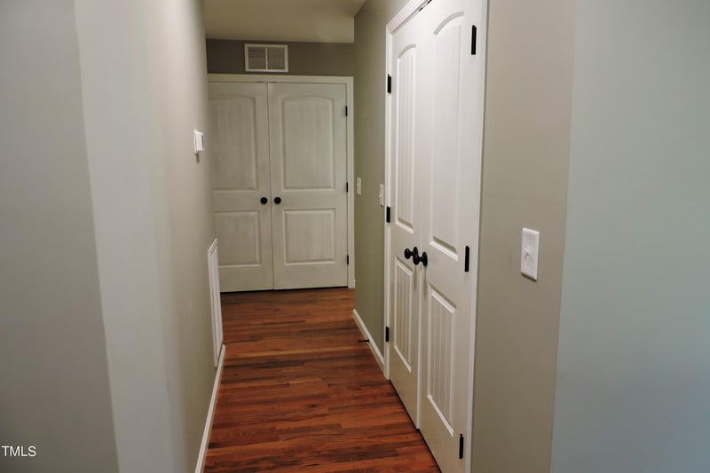 513 Carr St, Mebane, NC 27302