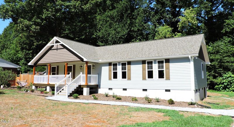 513 N Carr St, Mebane, NC 27302