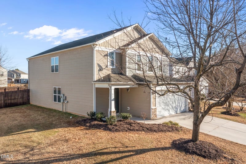 513 Collington Dr, Mebane, NC 27302