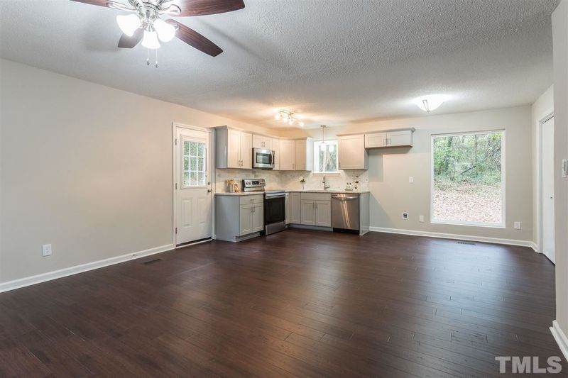 513 Dacian Rd, Raleigh, NC 27610