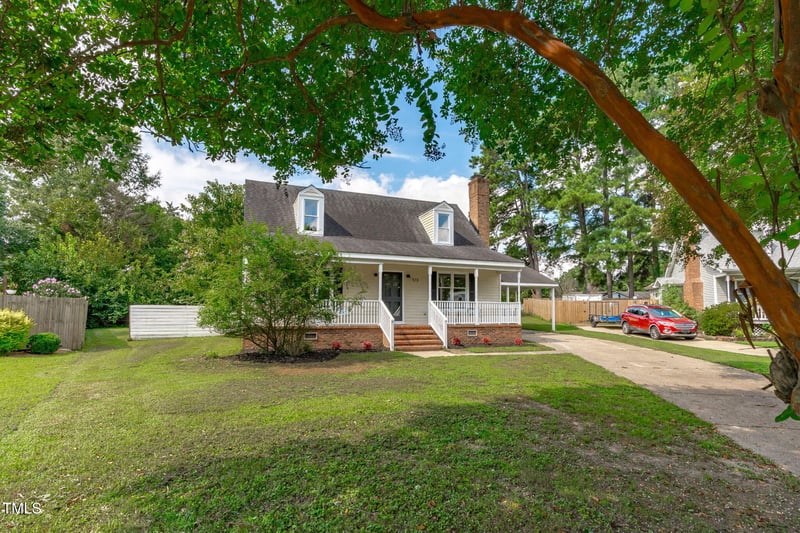513 Derby Pl, Zebulon, NC 27597