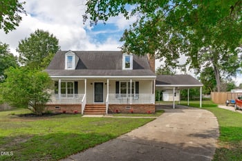 513 Derby Pl, Zebulon, NC 27597