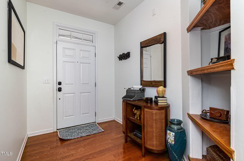 513 Dragby Ln, Raleigh, NC 27603